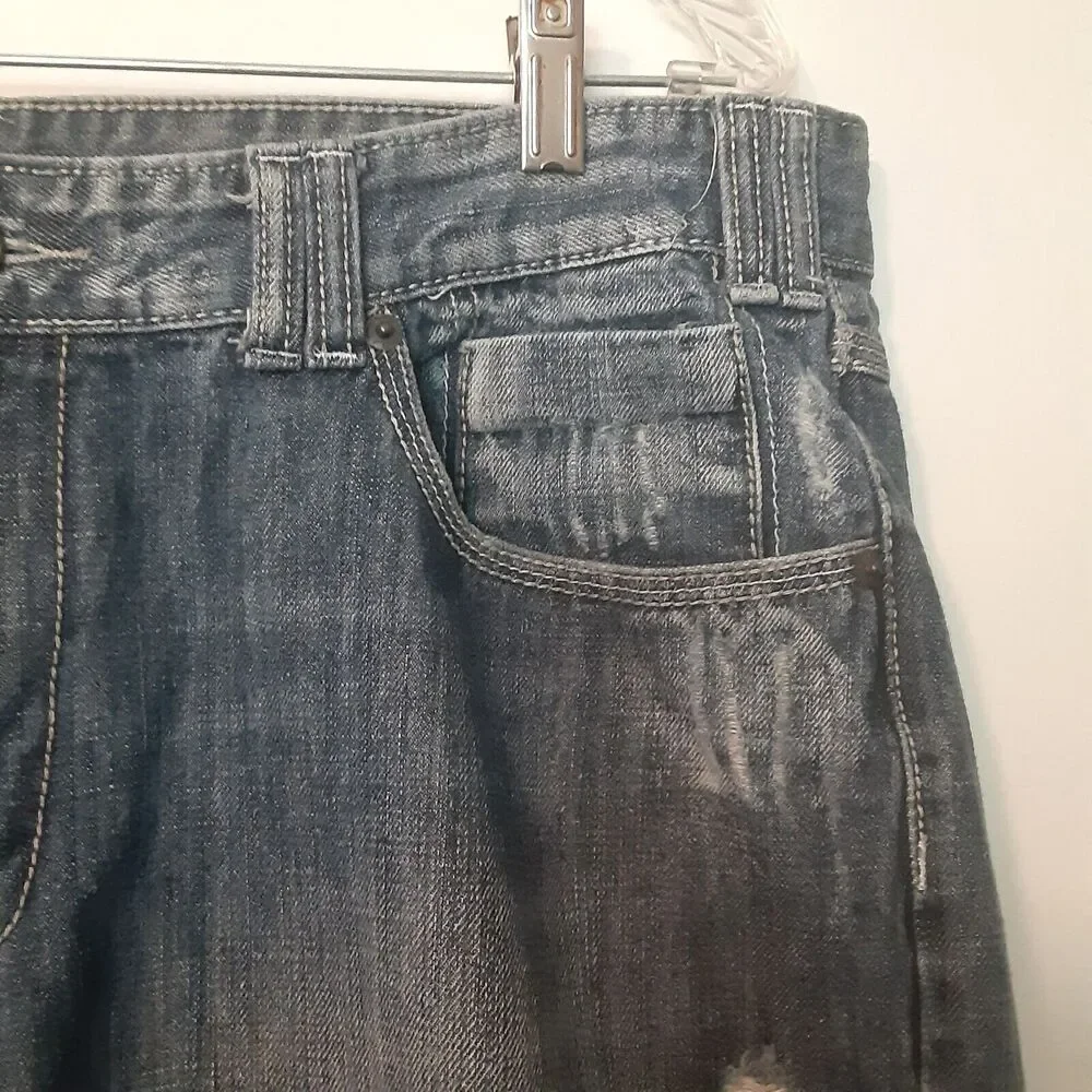 Carbon Black distressed has